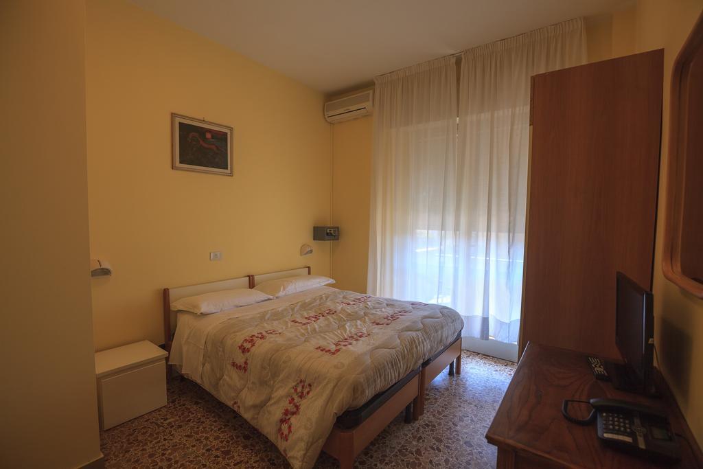 Hotel Il 9 Camaiore Exterior foto